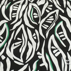  Viscose zwart met witte abstracte bladeren in wit met groen detail