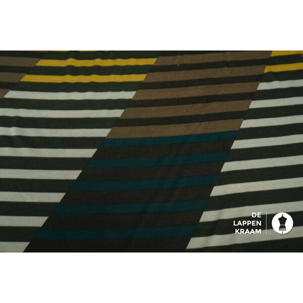 Gebreide stof met strependessin groen, geel en blauw