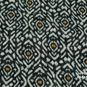 Veiling 2 september Coupon 718 Chiffon zwart wit met gouden details 180 x 150 cm