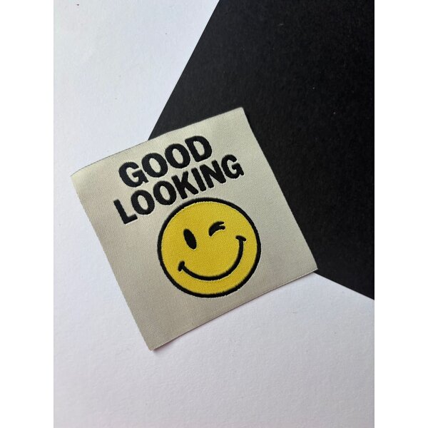 Loop&Label Label  "Good looking"