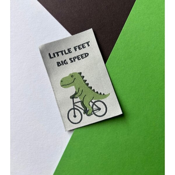 Loop&Label Label  "Little feet big speed"