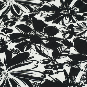  Katoenen tricot stof in zwart-wit bloemenpatroon en enkelzijdige rand