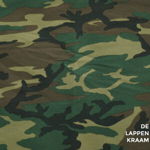  Coupon 36 French Terry in groene legerprint 170 x 150 cm