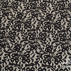  Kant met stretch zwart gebloemd