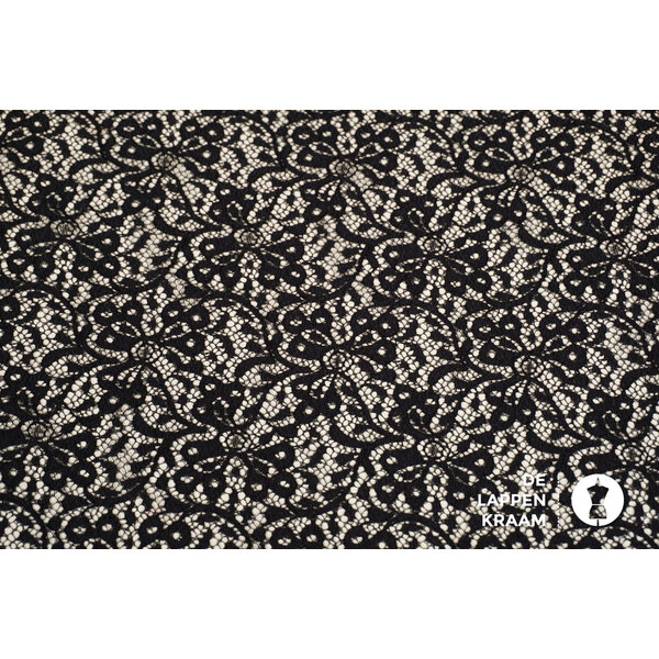 Kant stof met stretch zwart gebloemd