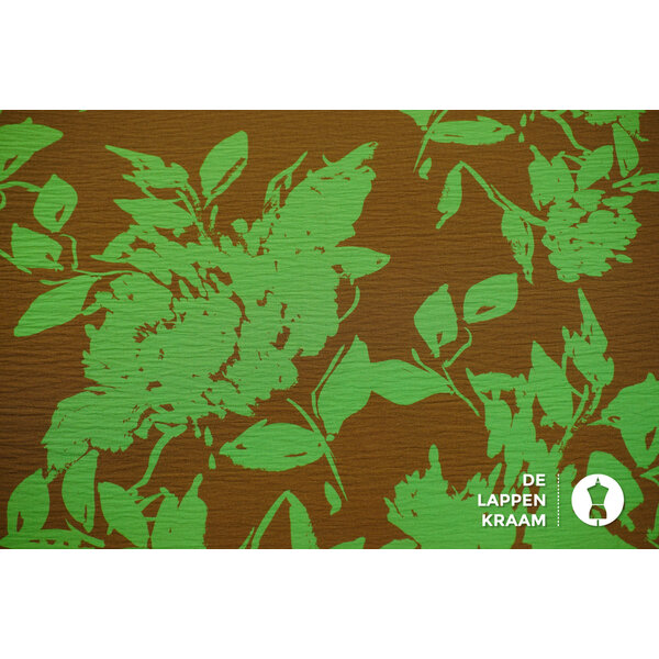 A la Ville Crinkle viscosemix stof bruin met groene bloem