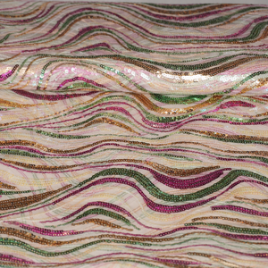 A la Ville Tule met golvend pailletten dessin