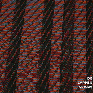 SALE Gebreid bordeaux met zwart gestreept