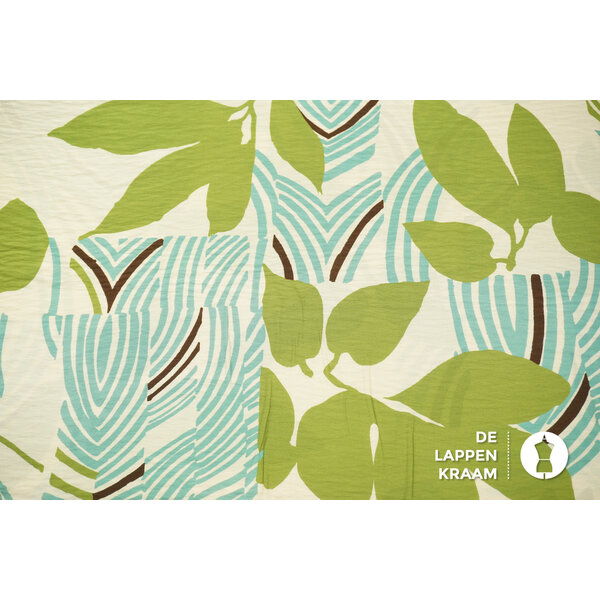 A la Ville Viscosemix stof ecru met abstracte groene bloemenprint