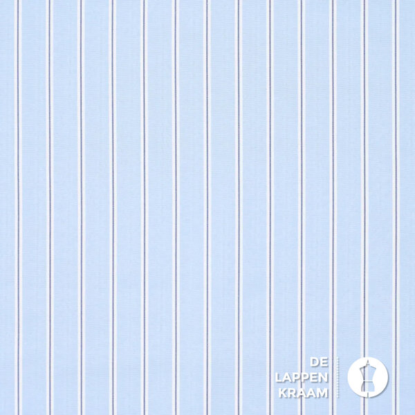 Popeline stretch stof lichtblauw met dubbel streepje