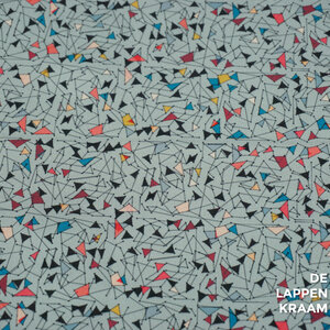 Coupon 44 Terlenka stretch grijs met driehoekjes 180 x 150 cm