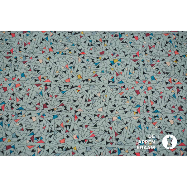 Coupon 720 Terlenka stretch grijs met driehoekjes 180 x 150 cm