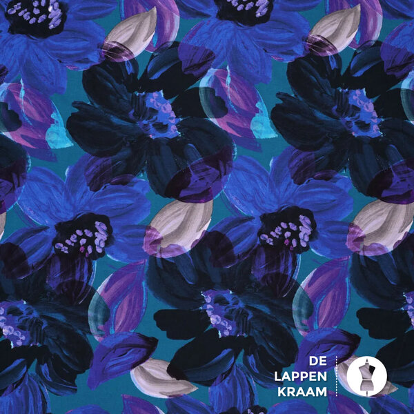 Viscose tricot stof met geschilderde bloemen petrol