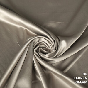 Basic Satijn met stretch zandkleur