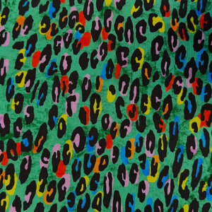 Coupon 4 Viscose crepe groen met panterprint 180 x 150cm