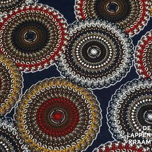 Coupon 17 Crinkle tricot donkerblauw met mandala's 180 x 160 cm