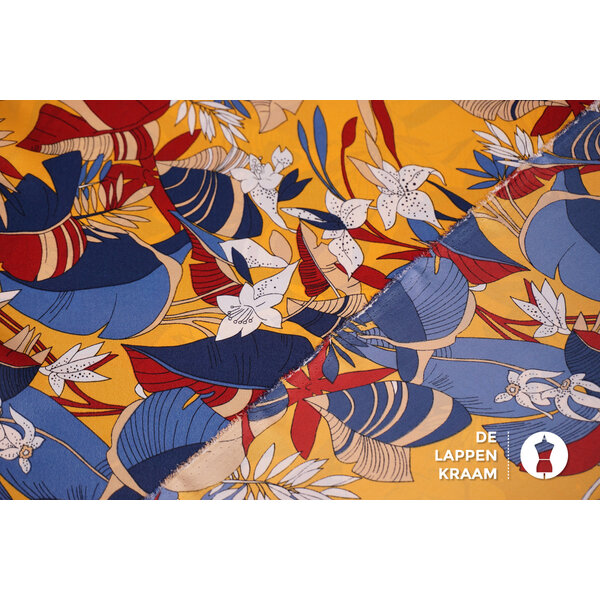 Coupon 78 Polyester geel met bloemenprint 180 x 150cm