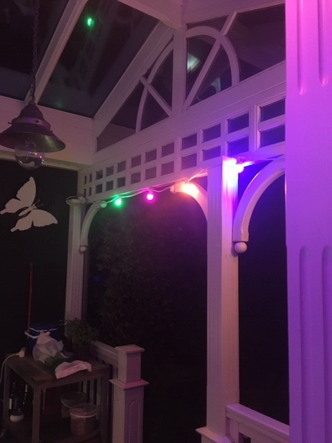 Klantenfoto's met witte prikkabels