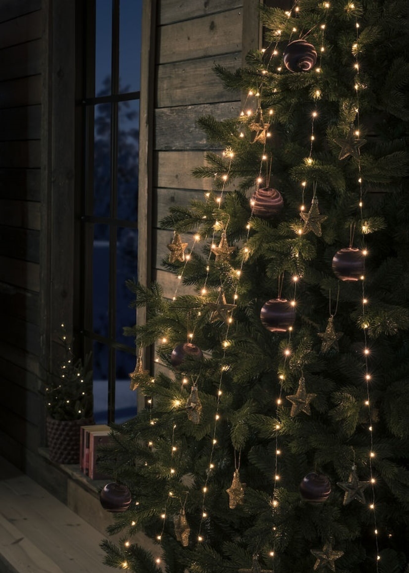 Konstsmide App gestuurde LED Lichtmantel voor kerstboom, 180cm 5 strengen van 30 extra warmwitte LED, met multifunctie