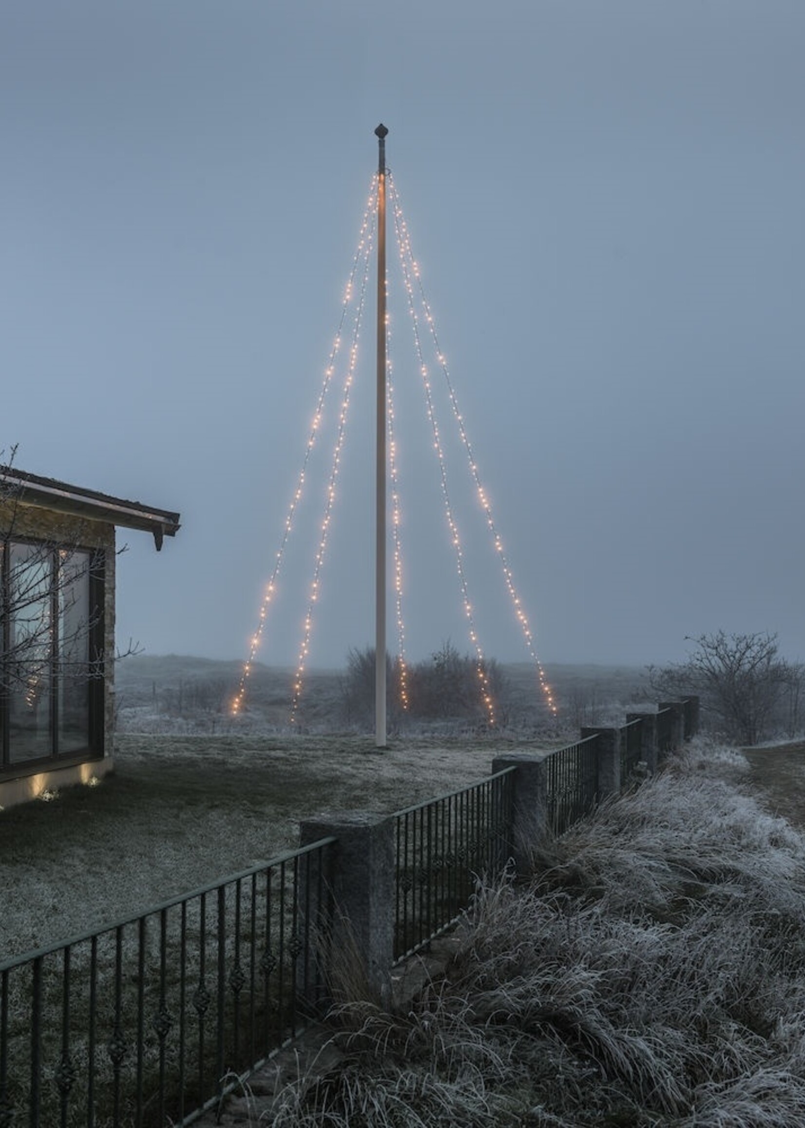 Konstsmide Konstsmide kerstverlichting vlaggenmast kerstboom verlichting met ring - 5 meter met 500 LEDS  zeer warm wit