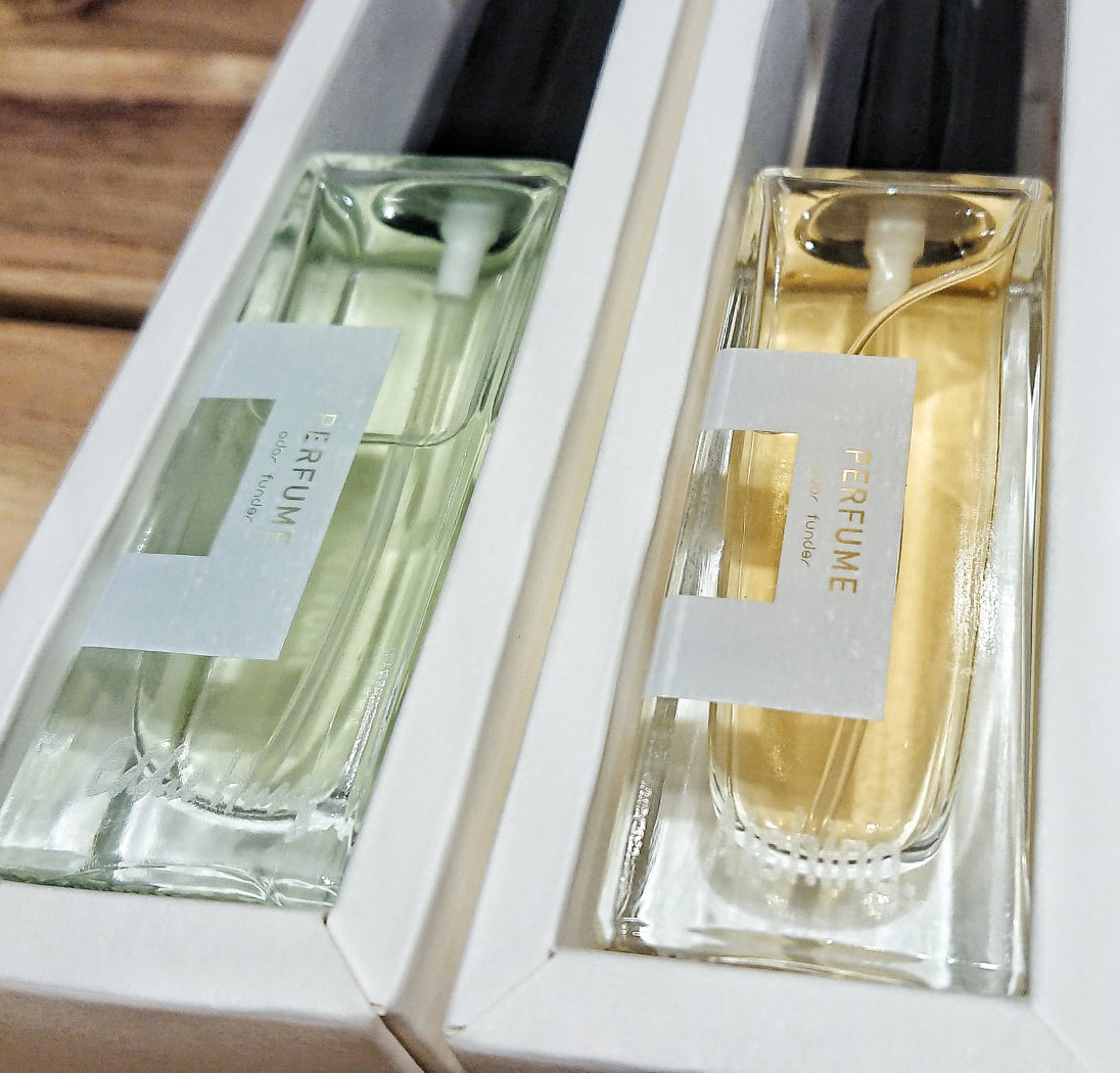 Odor Funder uses their FLUX laser cutter to personalise perfume bottles