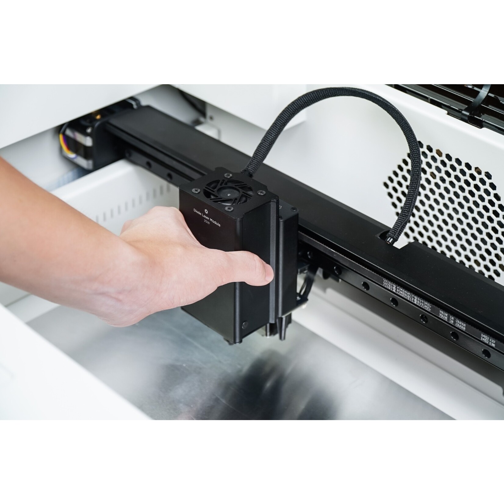 FLUX Open Box Gold Ador 10w