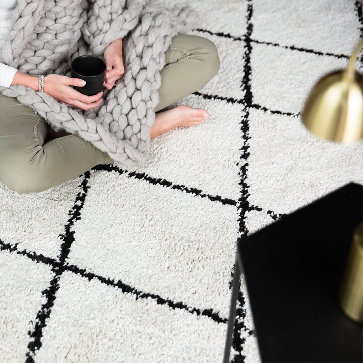 Teppich Hochflor Quadrat - Grand Lines Creme Schwarz