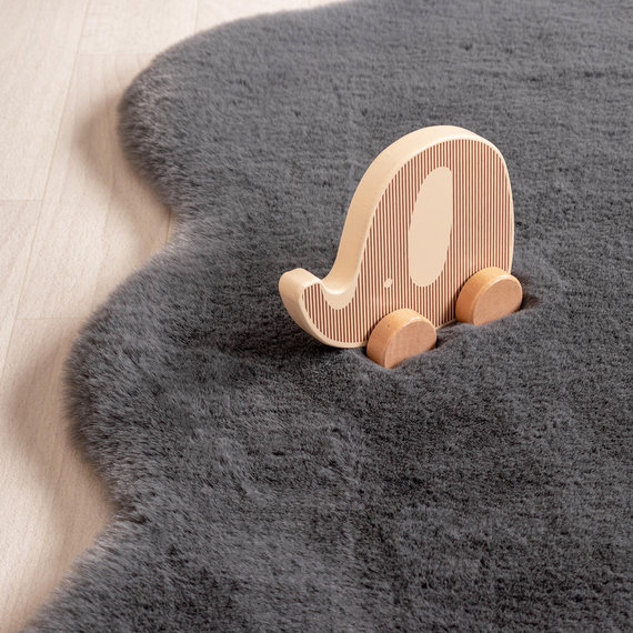 FRAAI | Home & Living Kinderteppich - Huggy Schaf Anthrazit