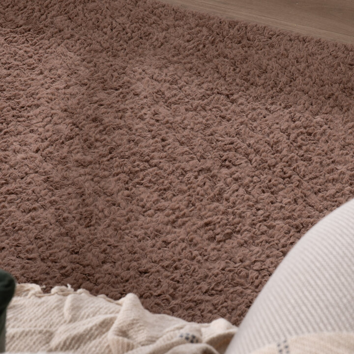 Flauschiger Teppich - Bobby Braun