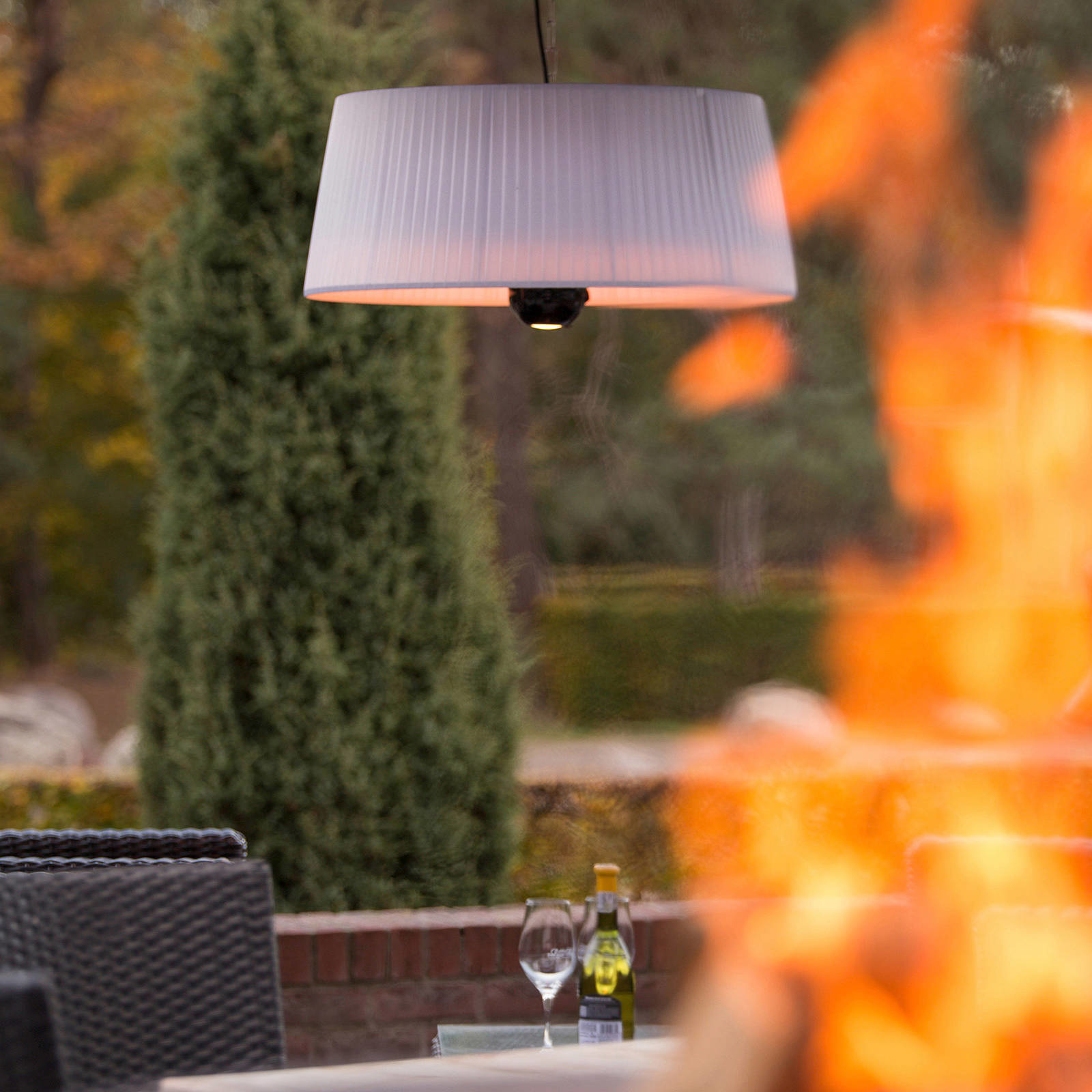 Sunred Artix hang heater wit 1800