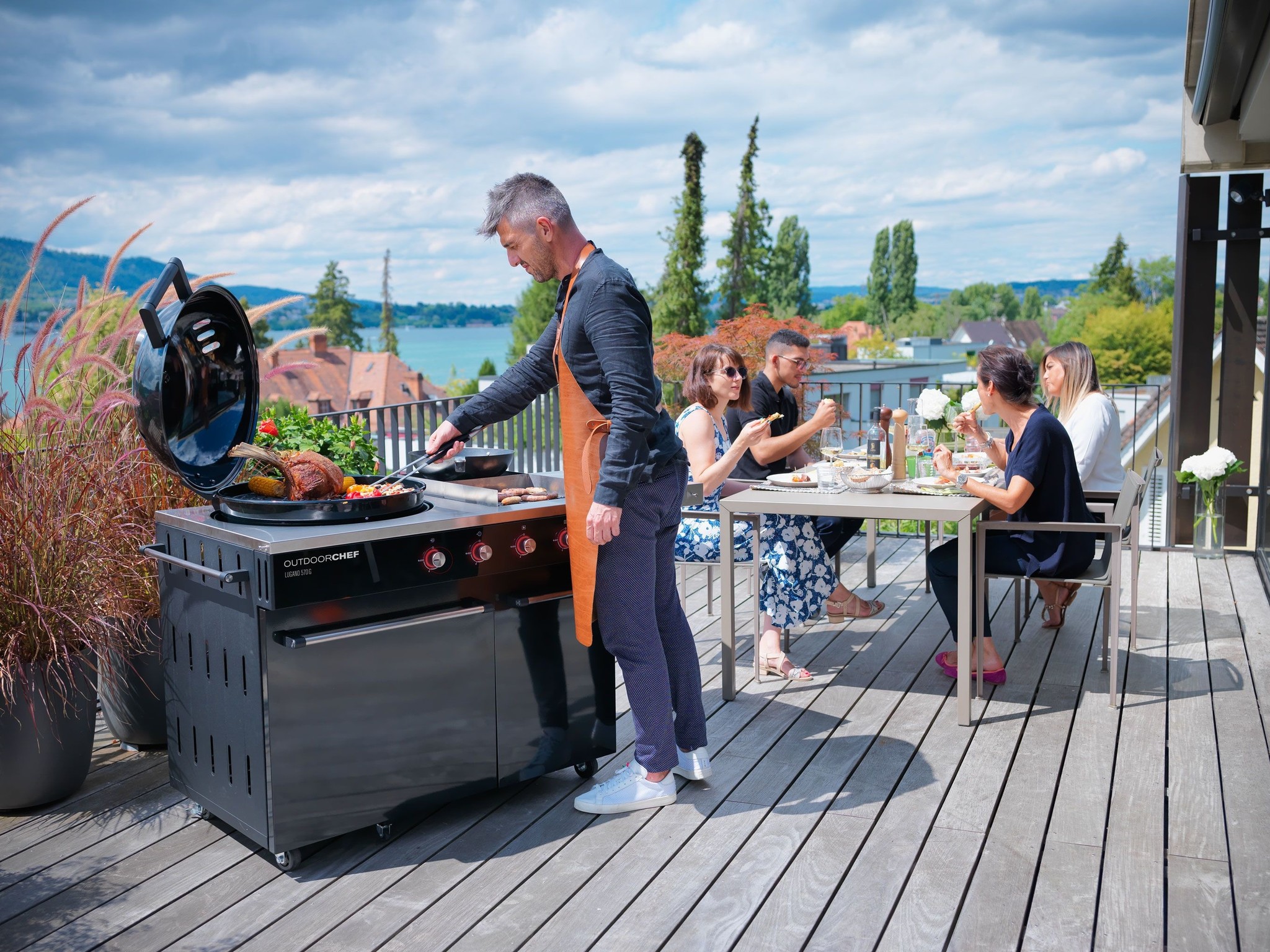 Outdoorchef Lugano 570 G Gas barbecue