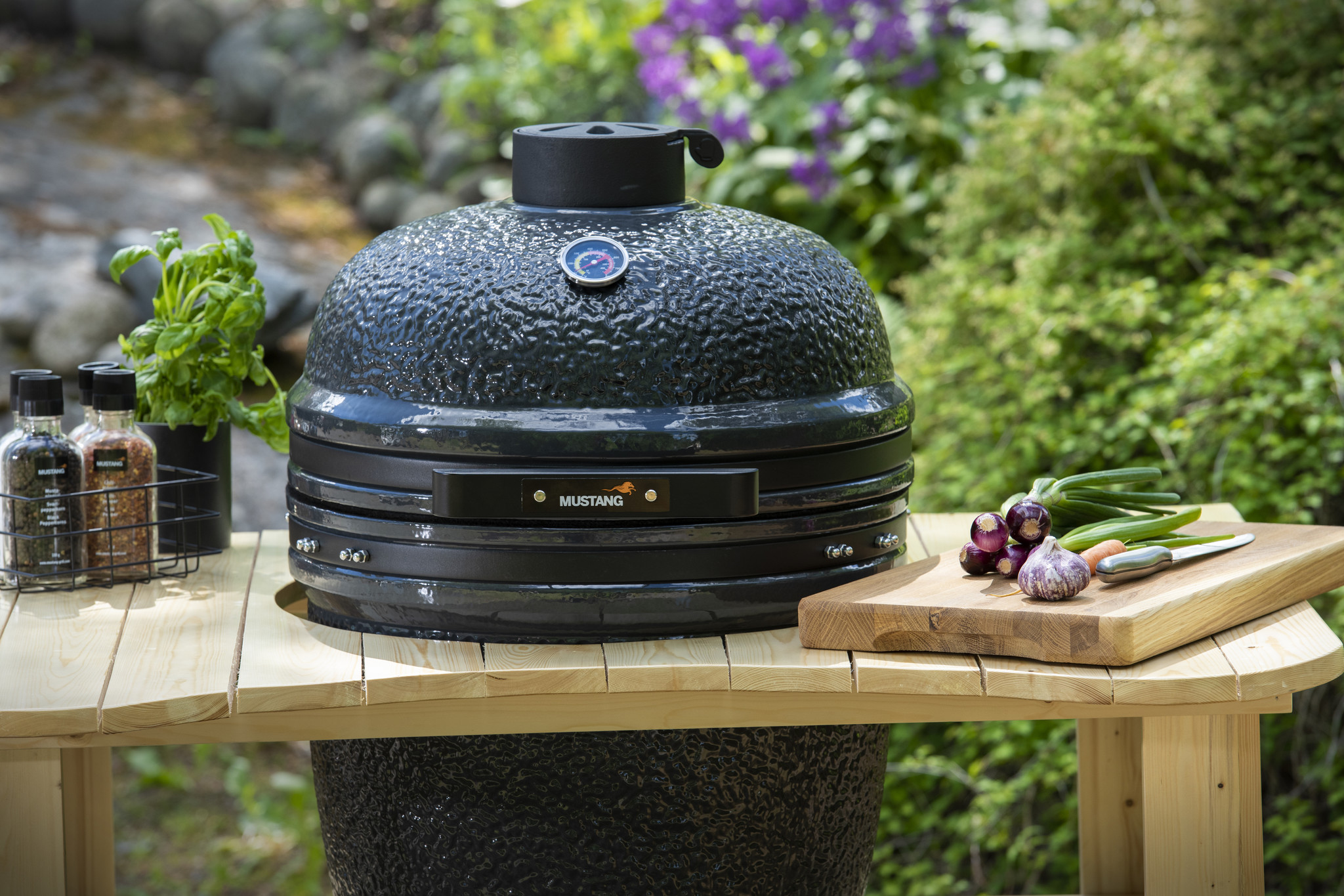 Mustang Kamado L 21"