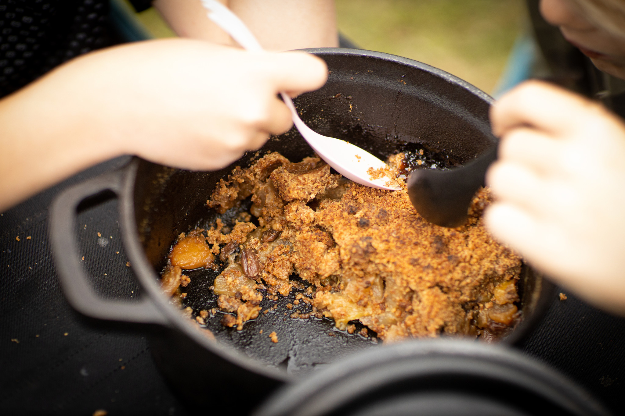 The Windmill BBQ Pan met deksel S