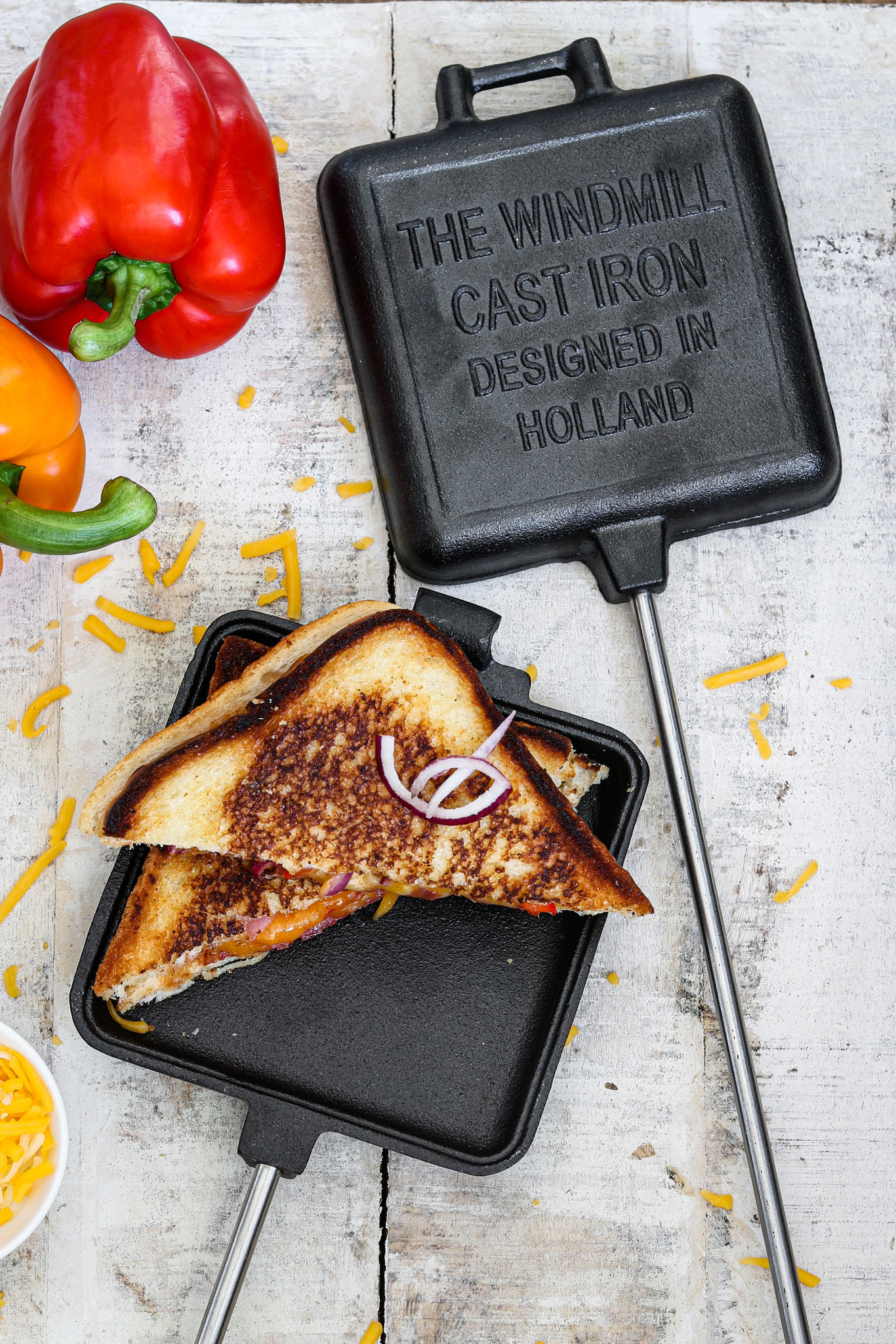 The Windmill Sandwichijzer met korte handvaten