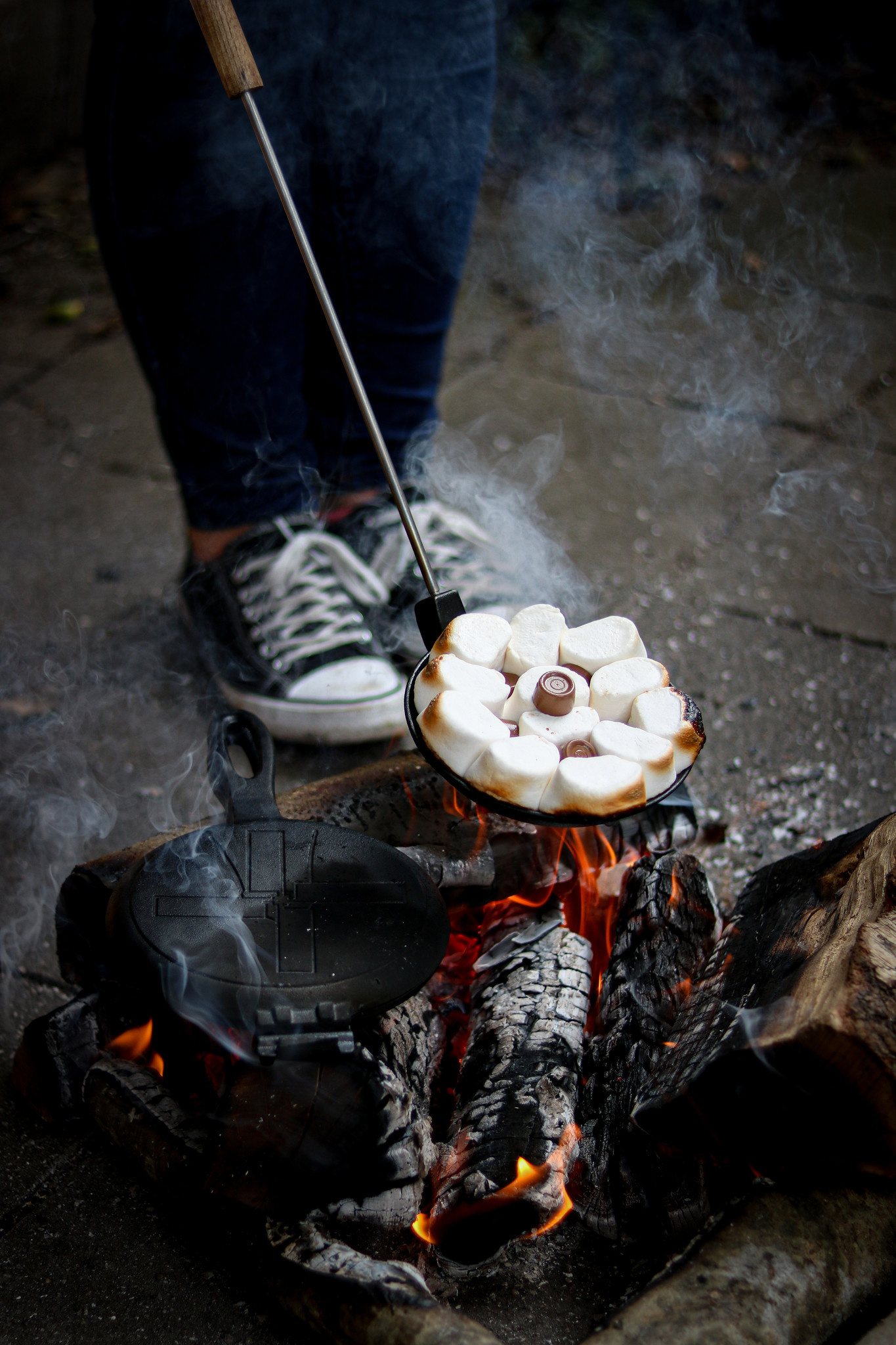 The Windmill Campfire Skillet