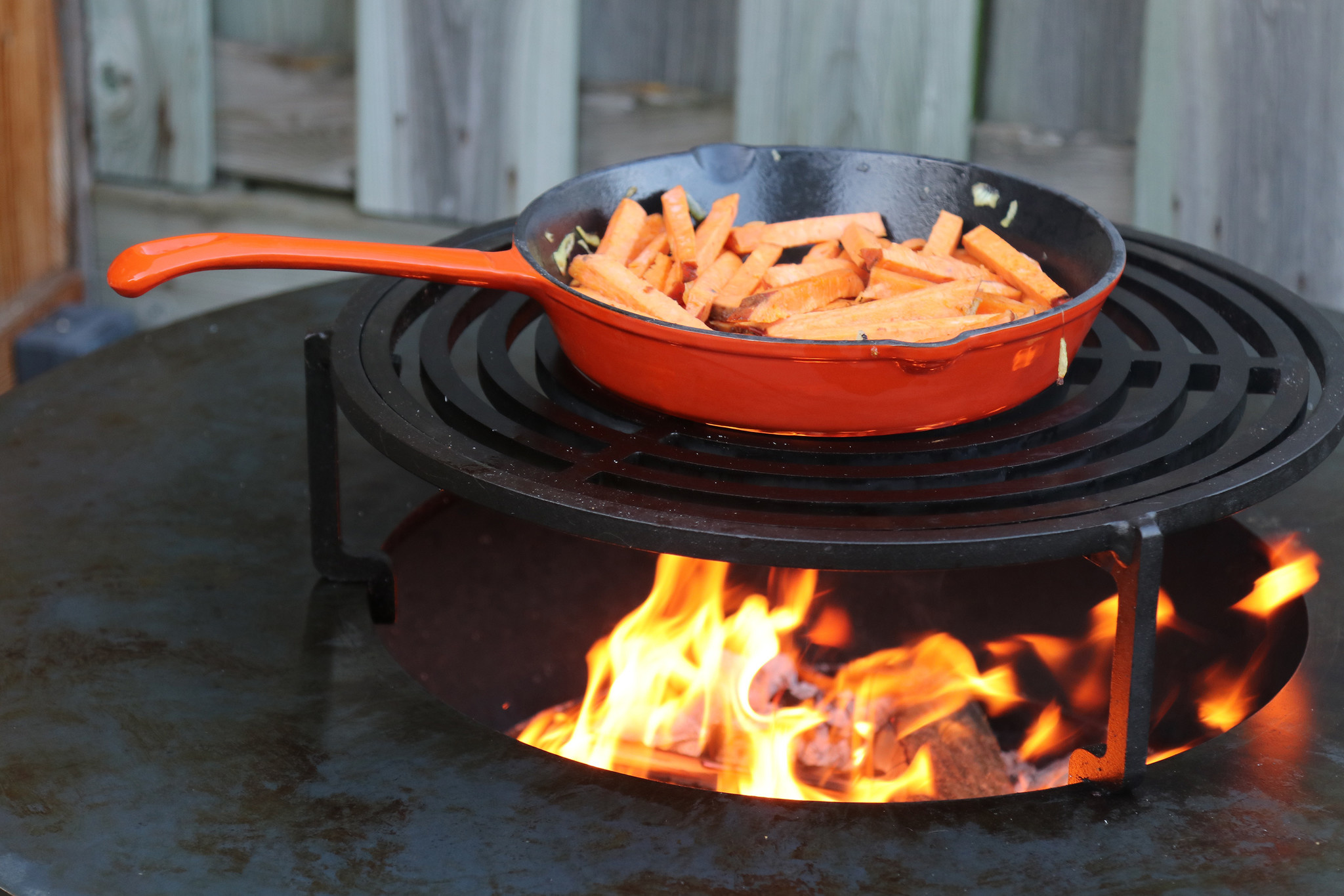 The Windmill Premium Emaille Skillet Regular