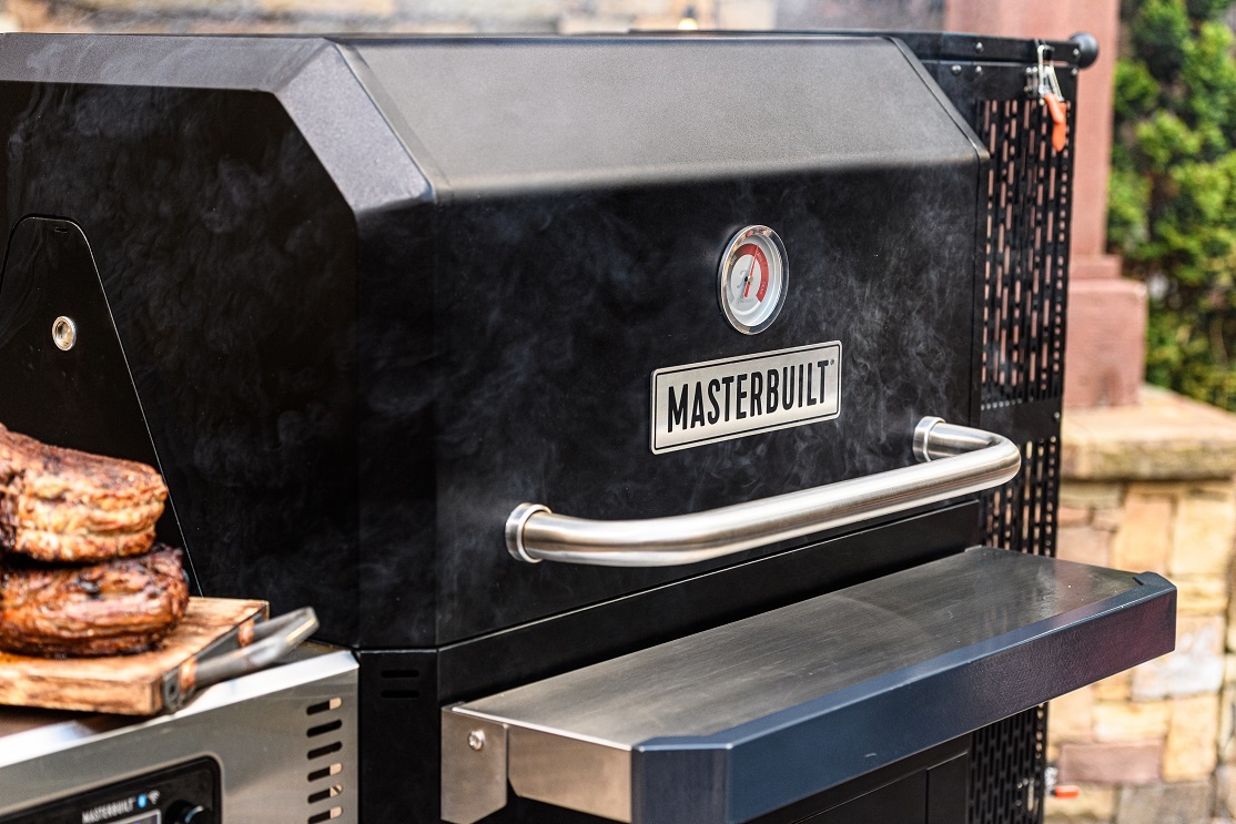Masterbuilt Gravity Series 1050 Digitale Smoker en houtskoolgrill