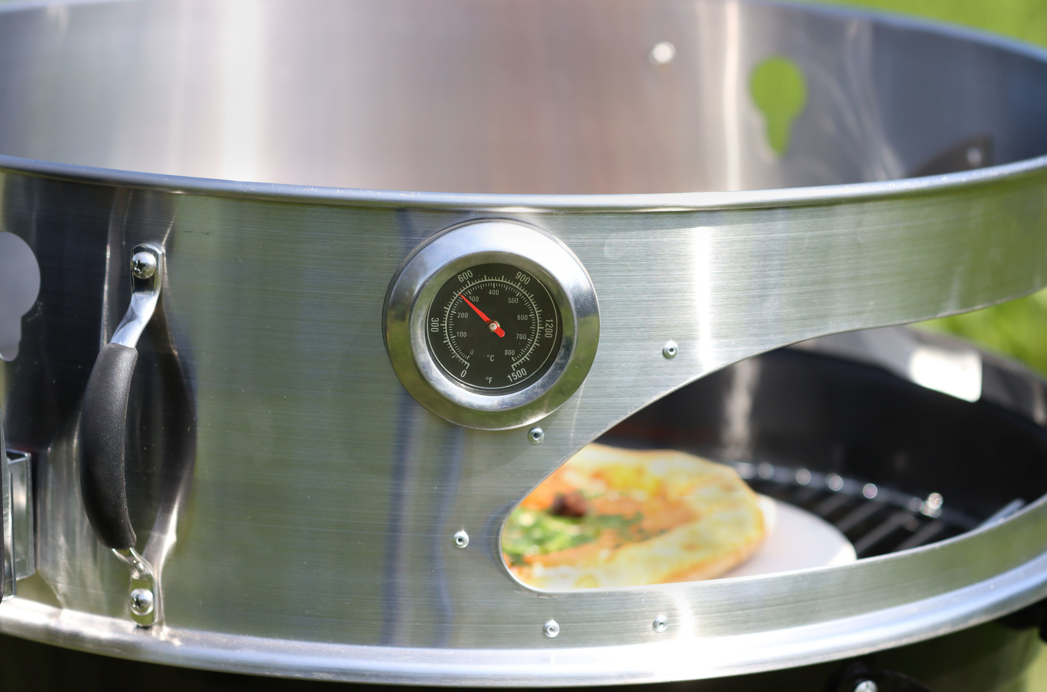 Fornetto Explorer Deluxe Houtskool barbecue met pizzaring en rostisserie