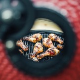 Kamado Joe Big Joe II met onderstel en zijtafels