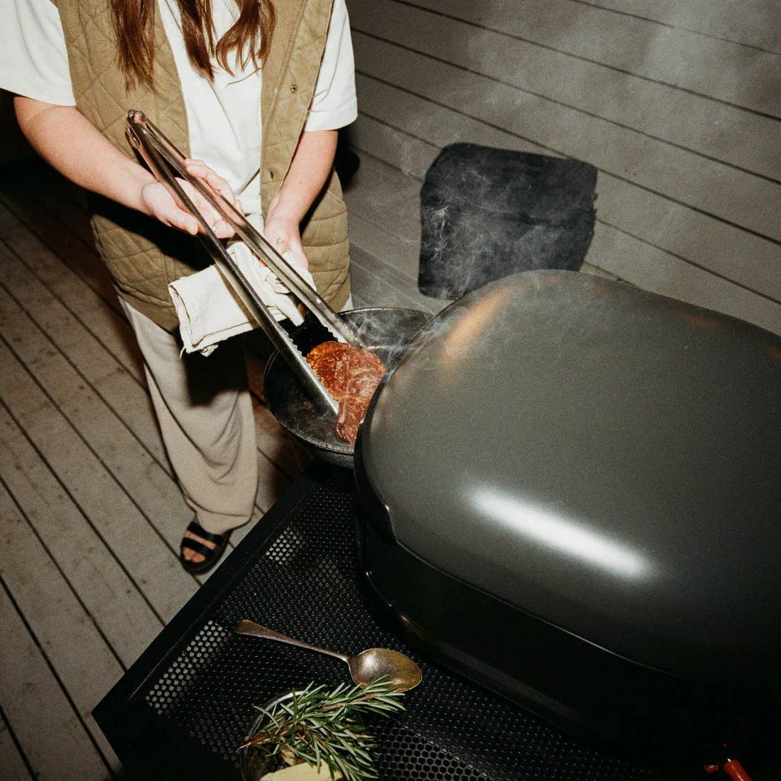 Gozney Live Fire Tongs - Tang