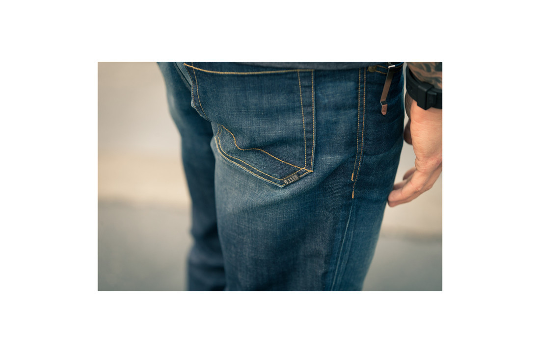 Defender Flex "Slim" Jeans Dark Wash Indigo