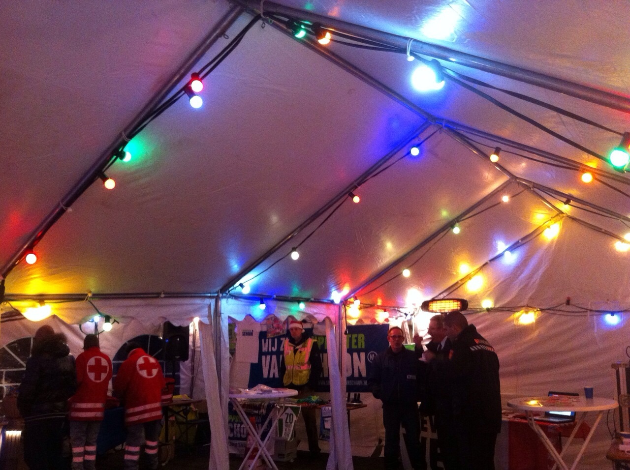 Amlux Complete kabel van 50 meter met 100 fittingen zonder LED lampen