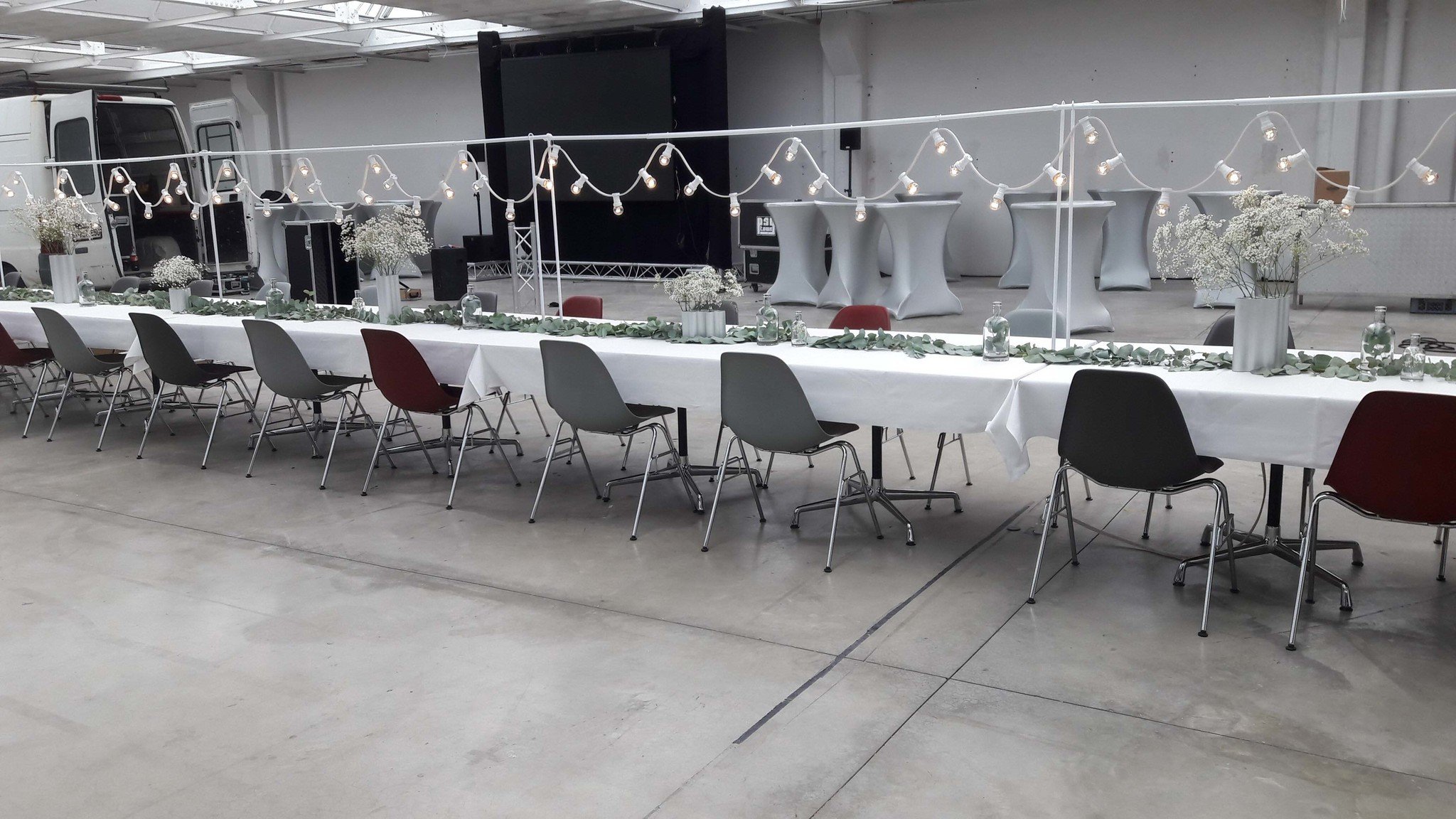 Witte prikkabel 20 meter compleet met 20 fittingen