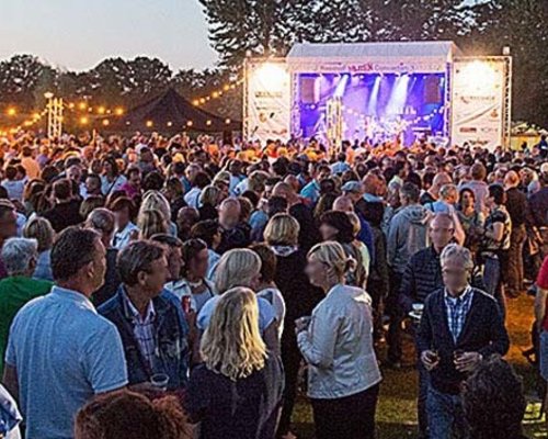 Verlichtingpaleis verlicht het Reeshof Muze Festival in Tilburg