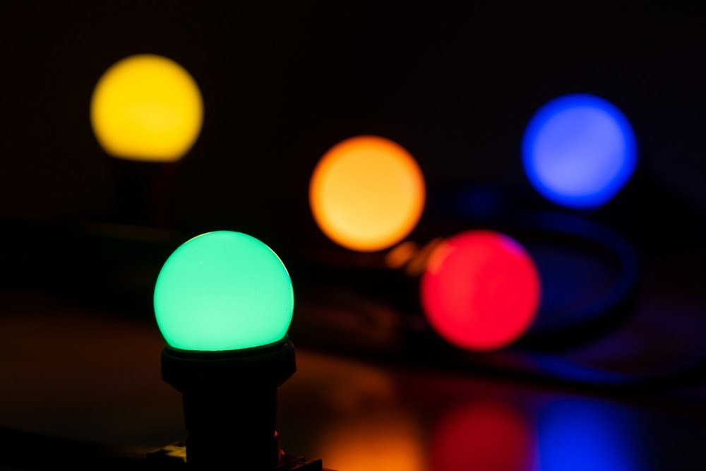 Amlux prikkabel - 20 meter met 60 LED lampen (5 kleuren)