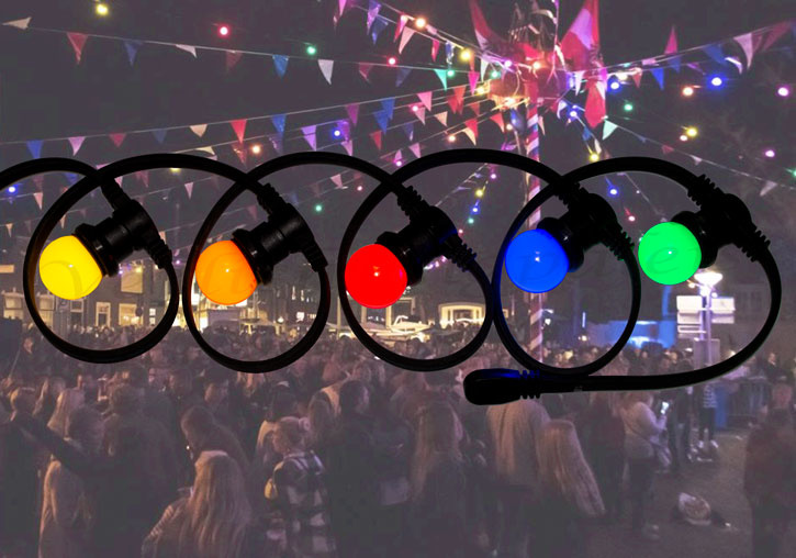 Amlux prikkabel - 20 meter met 30 LED lampen (5 kleuren)