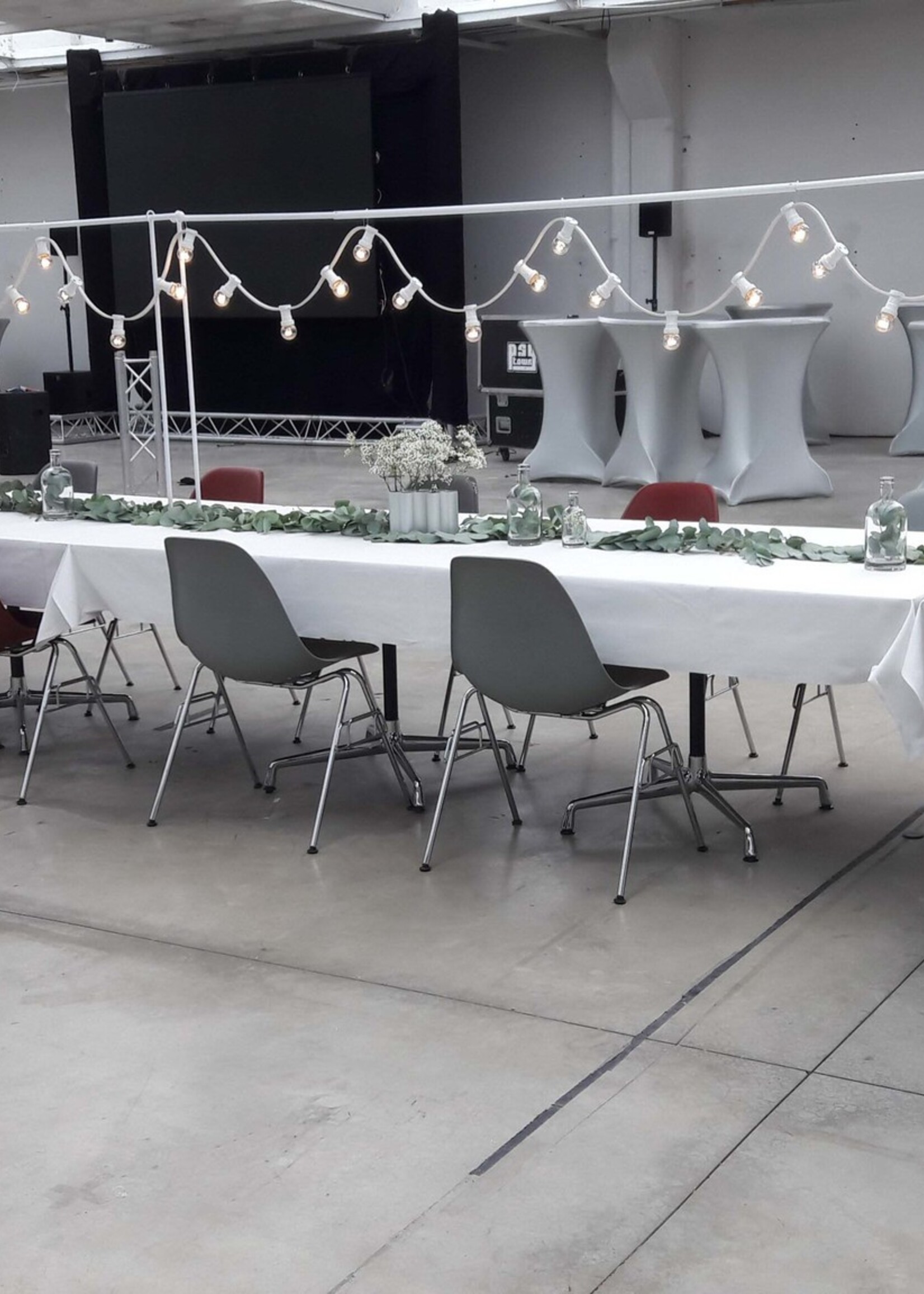 Witte prikkabel 20 meter met 40 gekleurde LED lampen in 5 kleuren mix