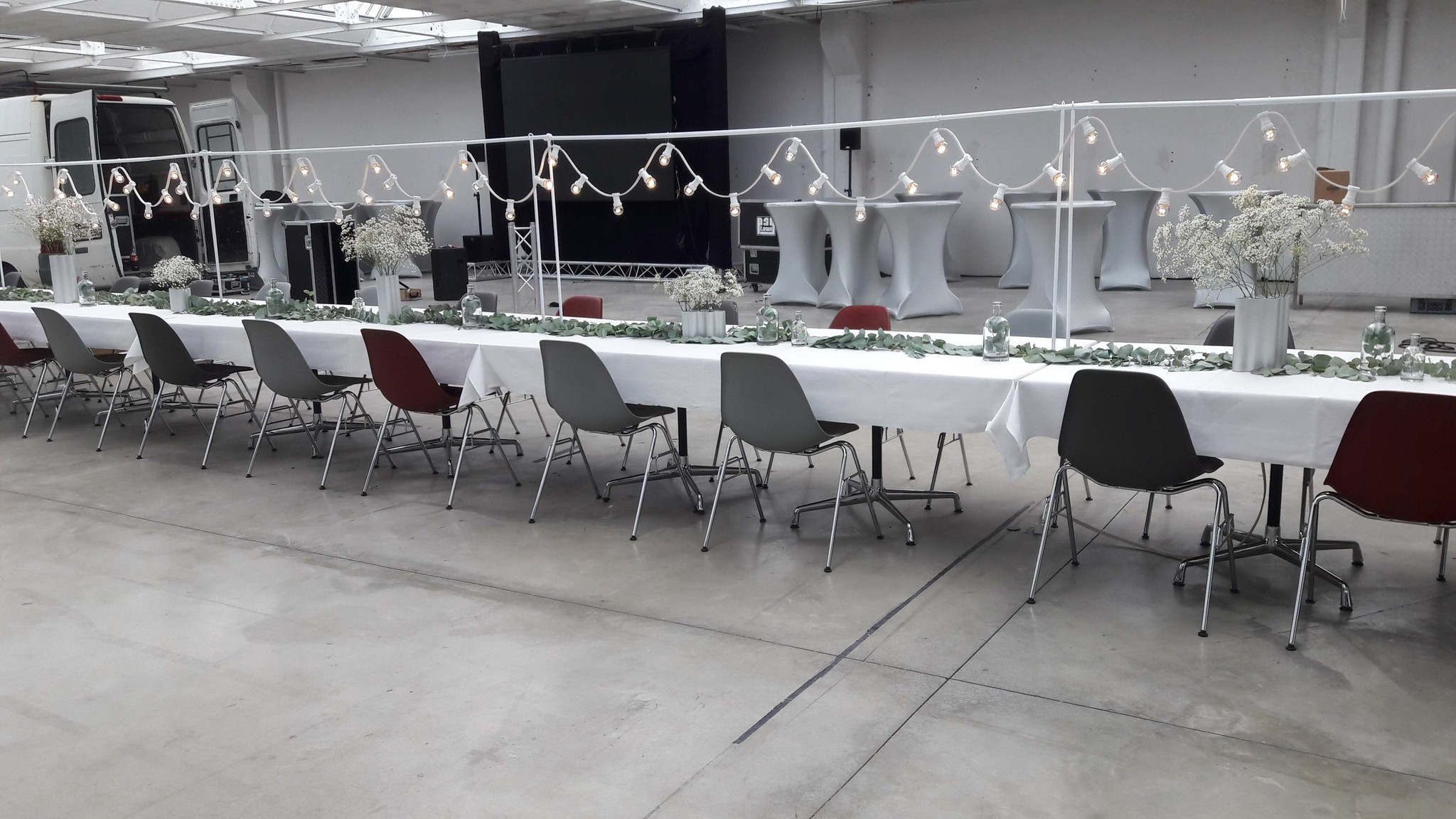 Witte prikkabel 20 meter met 40 gekleurde LED lampen in 5 kleuren mix