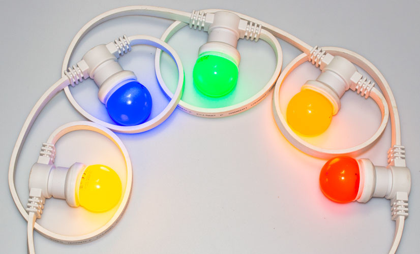 Witte prikkabel 20 meter met 40 gekleurde LED lampen in 5 kleuren mix