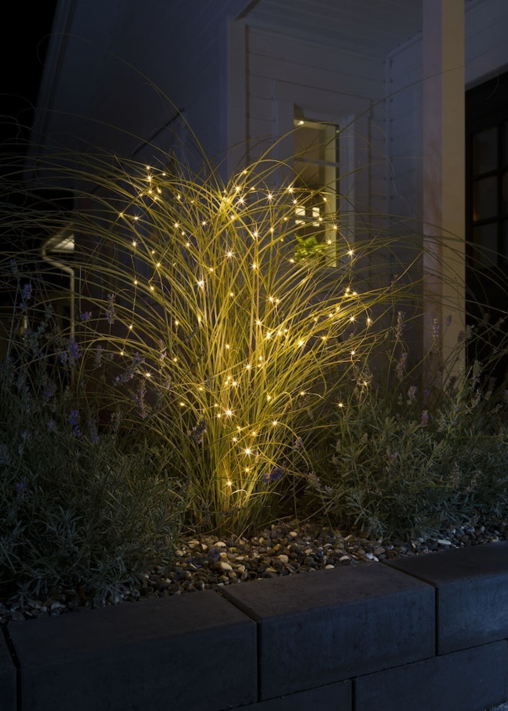 Konstsmide Konstsmide kerstverlichting - LED lichtsnoer met 200 zeer kleine warm witte lampjes voor buiten en binnen